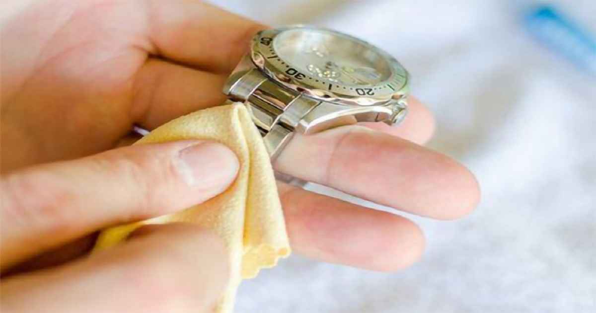 how to clean stainless steel watch