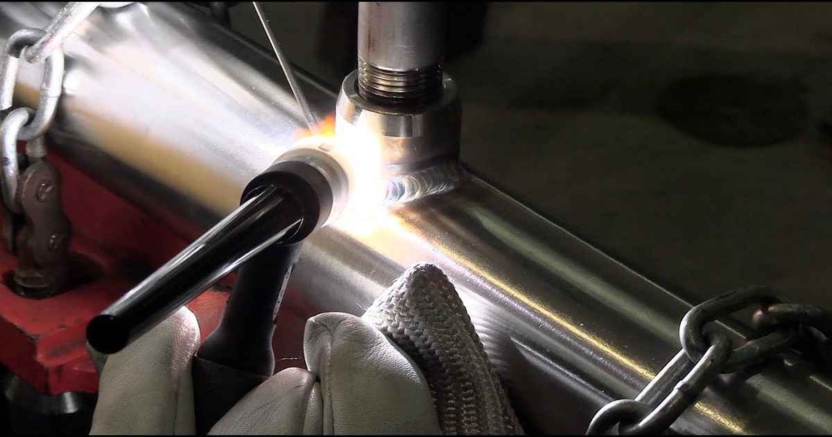 what toxic substance is released when welding stainless steel